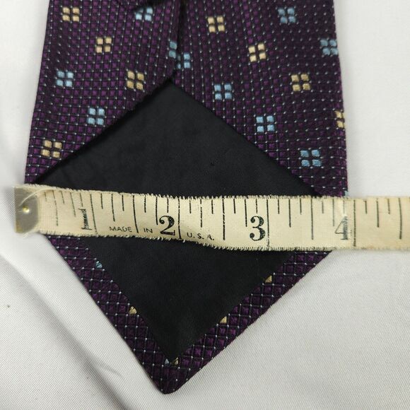 3 Jos A Bank Geometric Made In Italy Silk Ties 4" x 59" - Picture 8 of 11
